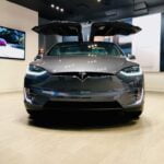 Tesla-Model-X-door-opens