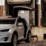 Tesla-Model-Y-one-door-open
